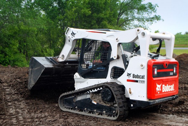 Xe xúc Bobcat T650