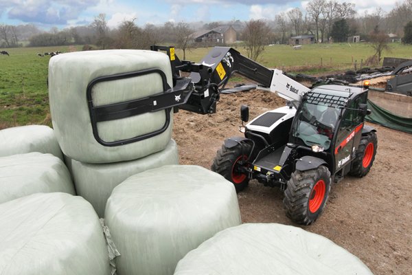 Xe Nâng Thò Thụt Bobcat TL38.70HF